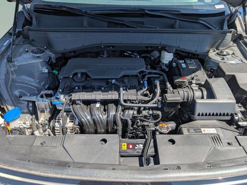 Used 2025 Hyundai Kona SEL AWD/4WD image 9