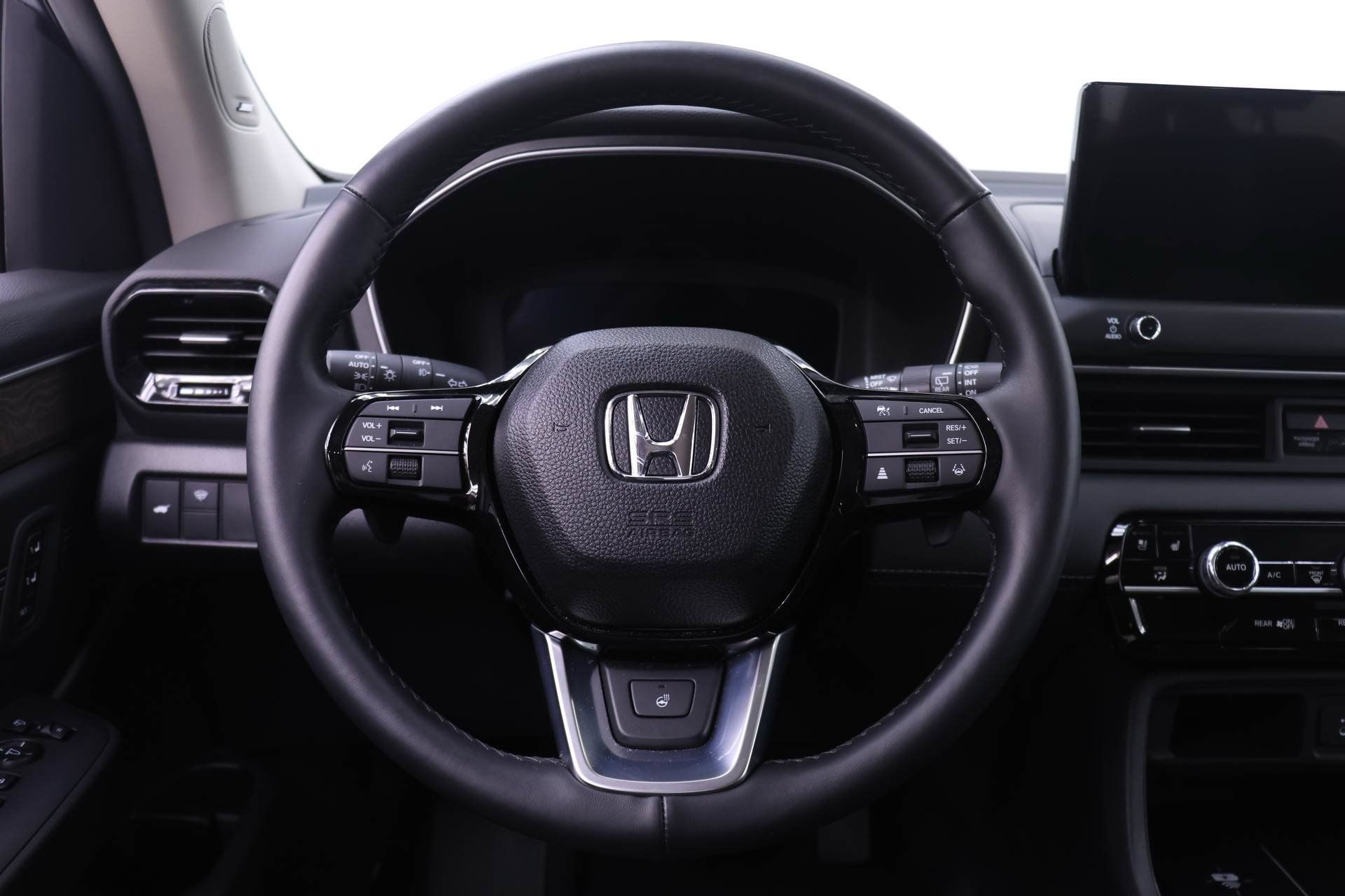 Certified 2026 Honda Pilot Elite image 13