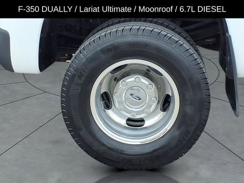 Used 2016 Ford F350 Lariat w/ Lariat Ultimate Package image 4