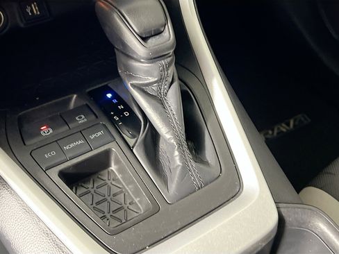 Used 2024 Toyota RAV4 XLE image 25