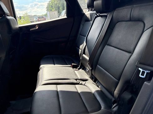 Used 2020 Ford Escape Titanium w/ Titanium Premium Package 2.0 AWD/4WD image 22