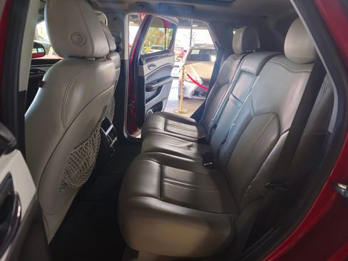 Used 2015 Cadillac SRX Performance w/ Driver Assist Package image 18