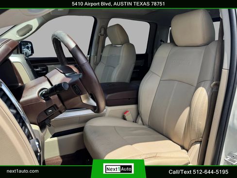 Used 2018 RAM 1500 Laramie w/ Convenience Group AWD/4WD image 18