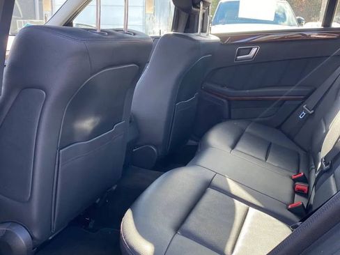 Used 2013 Mercedes-Benz E 350 E 350 4MATIC Sedan 4D image 21