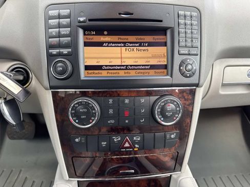 Used 2010 Mercedes-Benz ML 350 4MATIC image 28