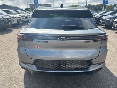 Used 2024 Chevrolet Equinox EV RS image 9