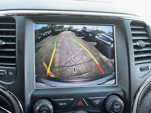 Used 2018 Jeep Grand Cherokee High Altitude AWD/4WD image 21