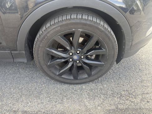 Used 2017 Ford Escape Titanium AWD/4WD image 11