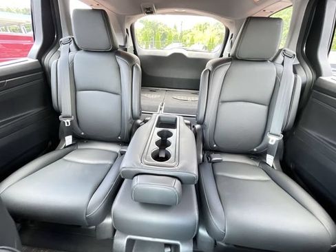 Certified 2022 Honda Odyssey Touring image 16