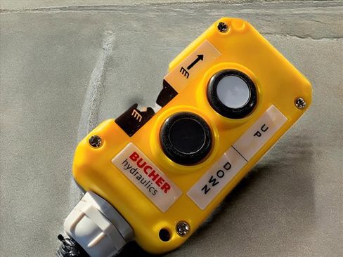 New 2025 Ford F550 4x4 Regular Cab Super Duty image 15