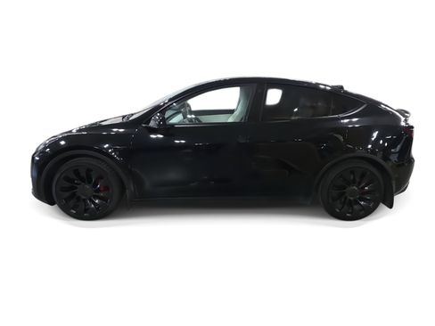 Certified 2022 Tesla Model Y Performance AWD/4WD image 3