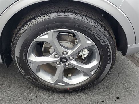 Certified 2023 Ford Escape ST-Line w/ Tech Pack #1 image 5