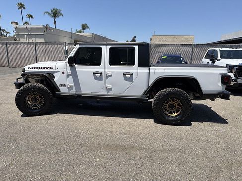 Used 2021 Jeep Gladiator Mojave AWD/4WD image 8