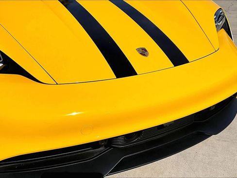 Used 2022 Porsche Taycan image 29