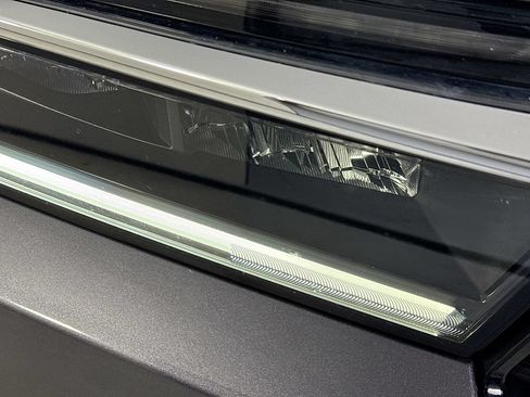 Used 2023 Honda Pilot Touring image 40