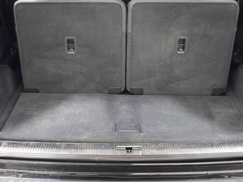 Used 2022 Audi Q7 Premium Plus image 38