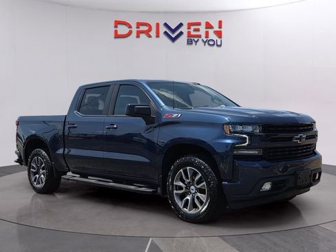 Used 2022 Chevrolet Silverado 1500 RST w/ Z71 Off-Road Package AWD/4WD image 7