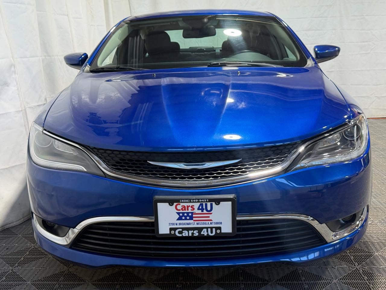 Used 2016 Chrysler 200 Limited w/ Comfort Group FWD image 2