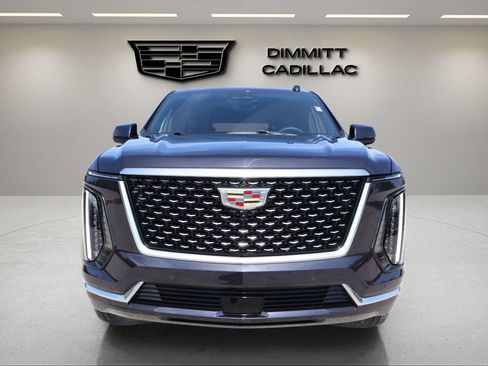 Certified 2025 Cadillac Escalade Premium Luxury AWD/4WD image 8