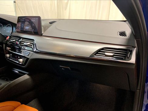 Used 2019 BMW M5 w/ Executive Package image 18