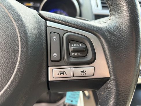 Used 2017 Subaru Outback 2.5i Premium image 28