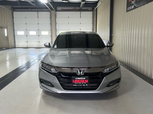 Used 2019 Honda Accord Sport image 7