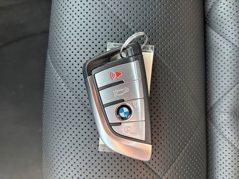 Used 2023 BMW X5 M50i w/ Executive Package image 33