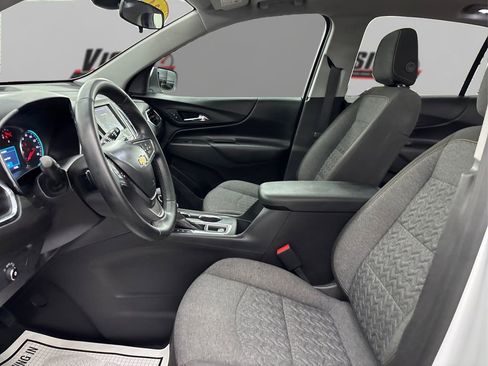 Used 2024 Chevrolet Equinox LT image 9
