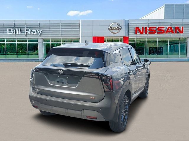 Used 2025 Nissan Kicks SR FWD image 4