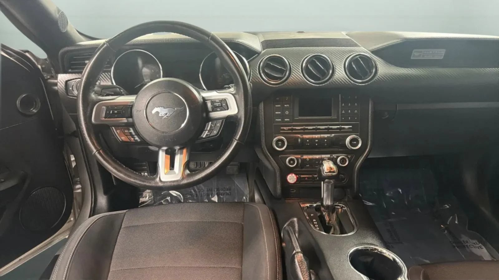Used 2015 Ford Mustang Convertible w/ Equipment Group 051A RWD image 10