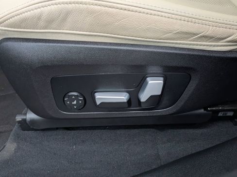 Used 2024 BMW X3 xDrive30i w/ Premium Package AWD/4WD image 20