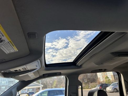 Used 2015 GMC Sierra 2500 SLT image 13