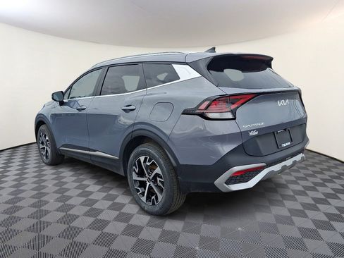Used 2025 Kia Sportage EX image 4