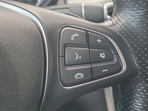Used 2019 Mercedes-Benz GLA 250 image 31