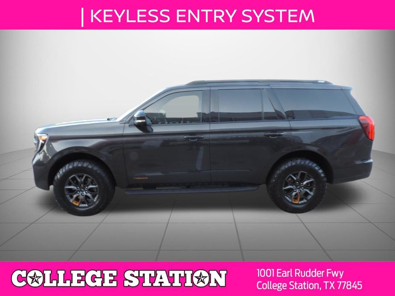 Used 2025 Ford Expedition Tremor AWD/4WD image 7