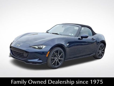 New 2026 MAZDA MX-5 Miata Grand Touring w/ Appearance Package RWD image 3