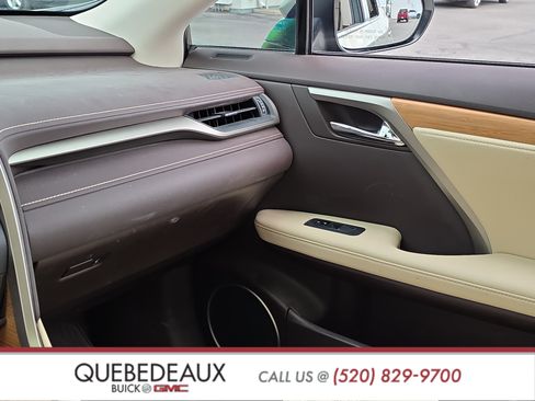 Used 2020 Lexus RX 350L Premium w/ Premium Package AWD/4WD image 16