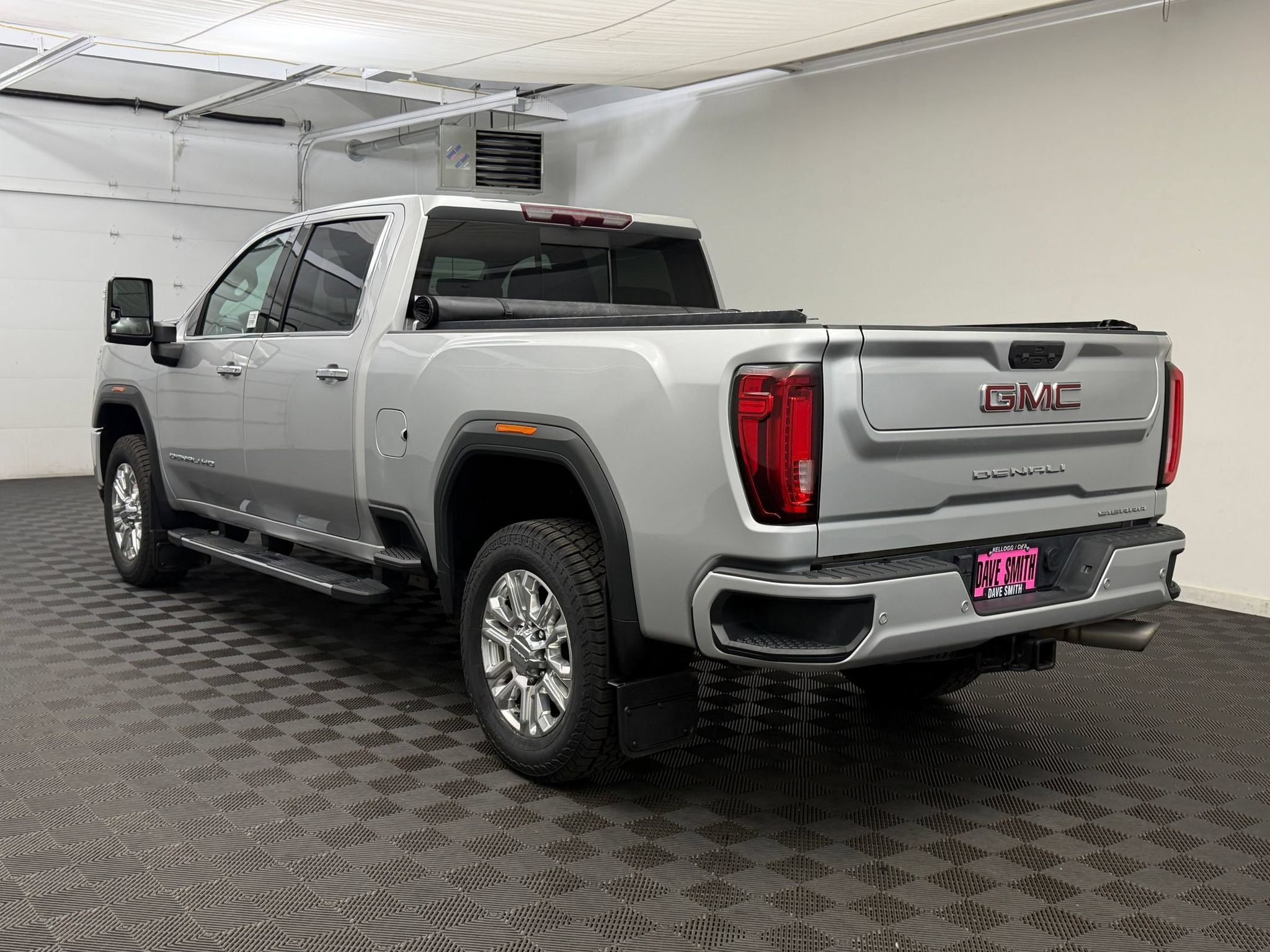 Used 2020 GMC Sierra 3500 Denali w/ Gooseneck/5TH Wheel Package AWD/4WD image 3