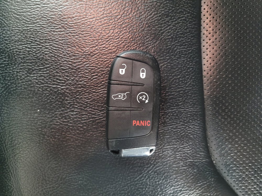 Used 2019 Jeep Compass Trailhawk w/ Leather Interior Group AWD/4WD image 32
