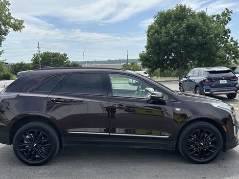 Used 2021 Cadillac XT5 Sportv w/ Platinum Package AWD/4WD image 11