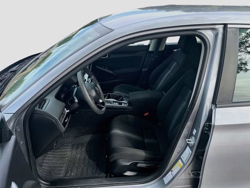 Used 2023 Honda Civic LX image 19