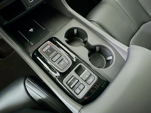 New 2025 Honda Pilot EX-L image 14