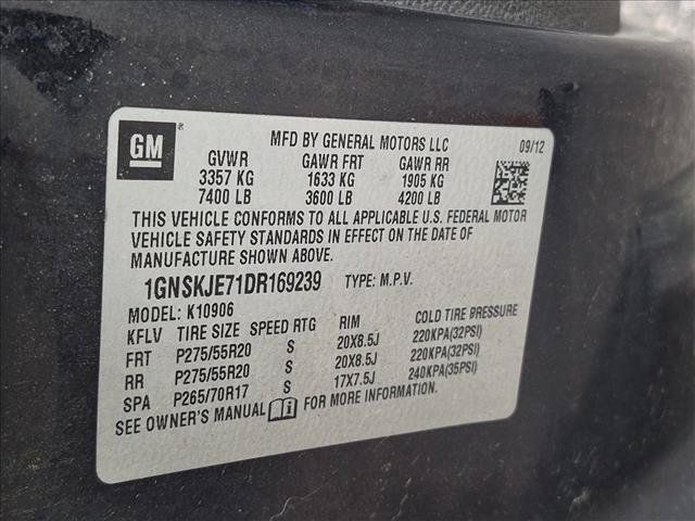 Used 2013 Chevrolet Suburban LT w/ Luxury Package AWD/4WD image 14
