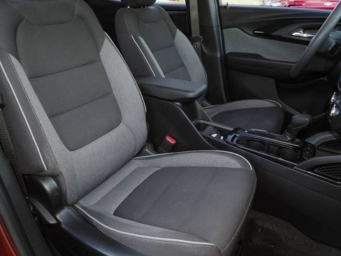 Certified 2021 Chevrolet TrailBlazer LT w/ Driver Confidence Package FWD image 18