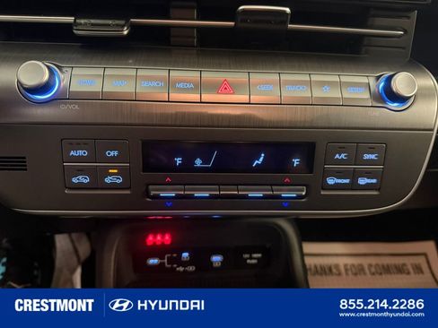 Used 2024 Hyundai Kona SEL AWD/4WD image 34