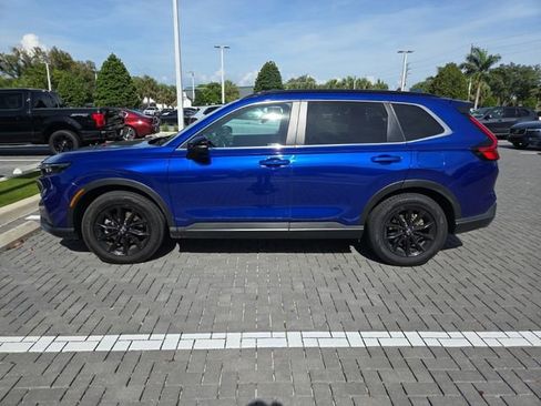 Used 2023 Honda CR-V Sport image 3