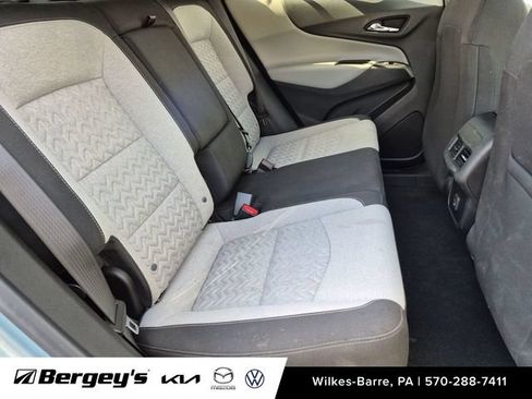Used 2022 Chevrolet Equinox LT AWD/4WD image 25