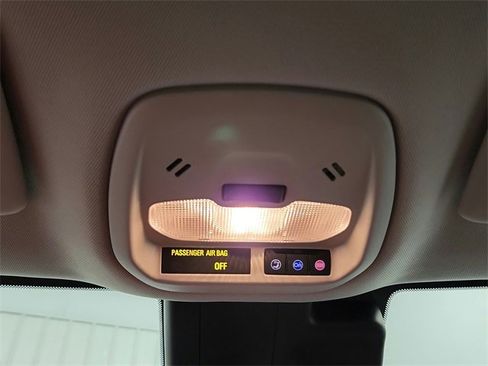 Used 2024 Chevrolet Trax LT w/ Driver Confidence Package image 25