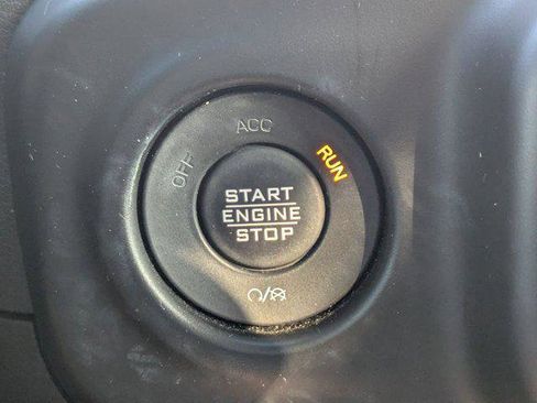 Certified 2021 Jeep Wrangler Unlimited Rubicon image 25