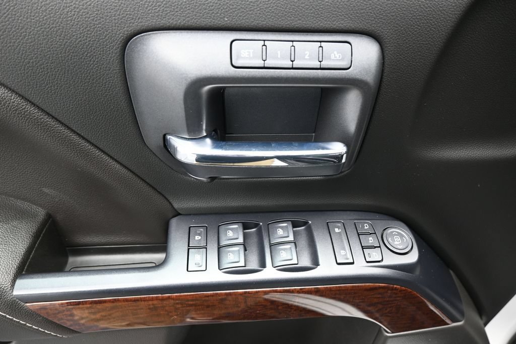 Used 2018 GMC Sierra 1500 SLT AWD/4WD image 11